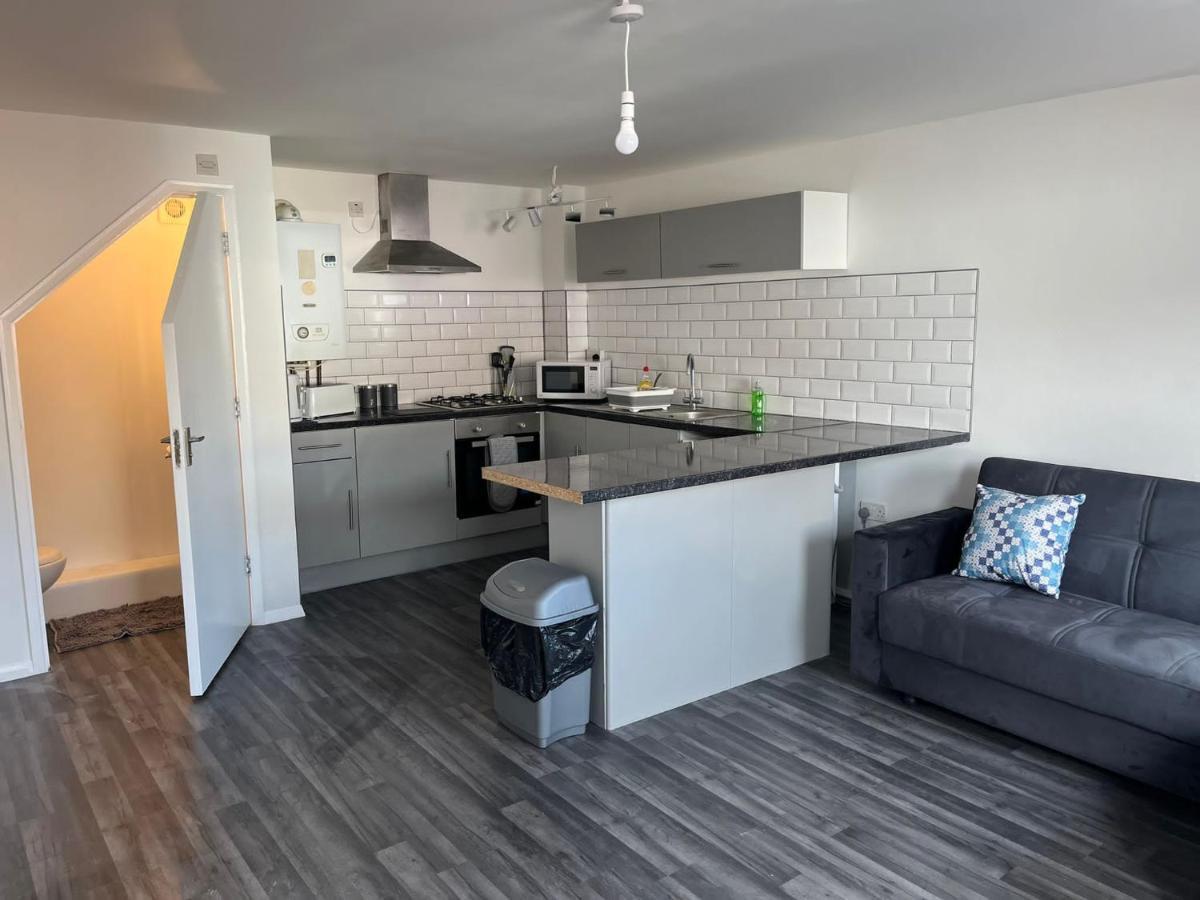 2 Bed Hengrove Vila Bristol Exterior foto